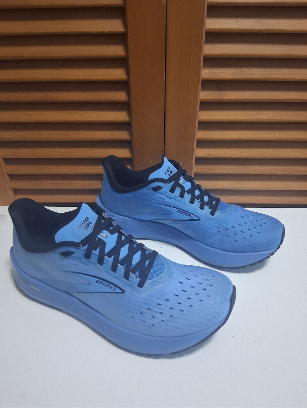 Brooks Hyperion Tempo Blue Black Women's Running Shoe * Size: 8.5 (Medium) - Picture 2 of 7